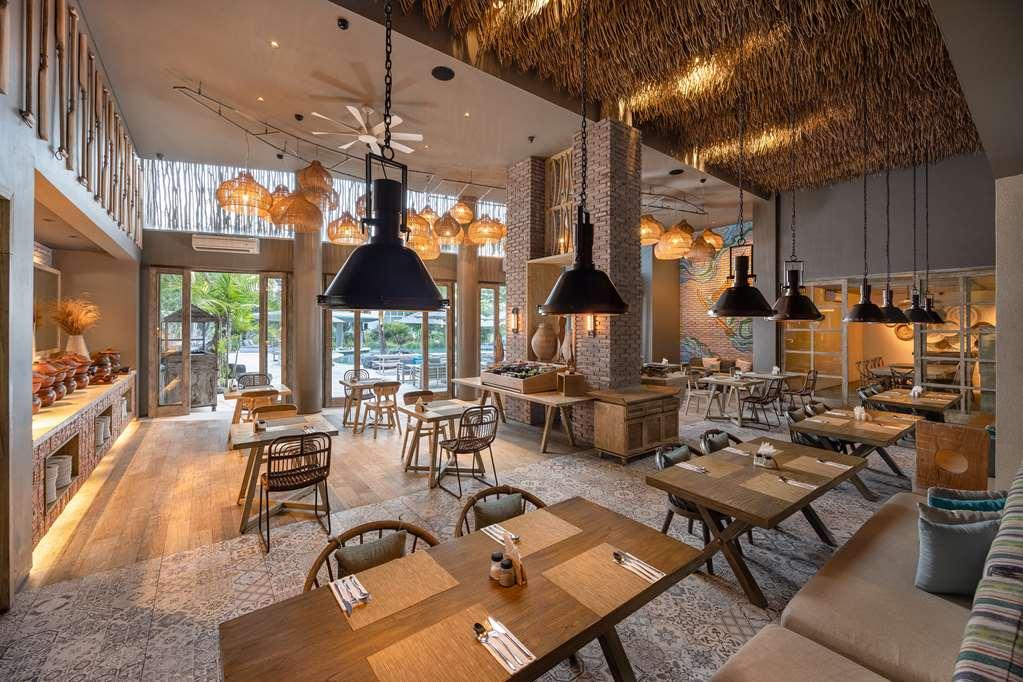 Cross Bali Breakers Hotel Jimbaran Restaurante foto